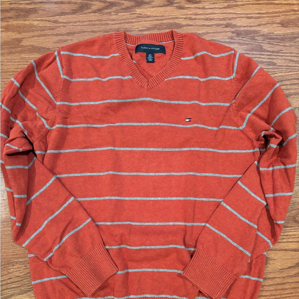 Tommy Hilfiger Men’s V-Neck Sweater, Small